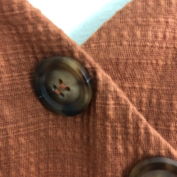 June & Hudson Button Blouse - Picture 6 of 7